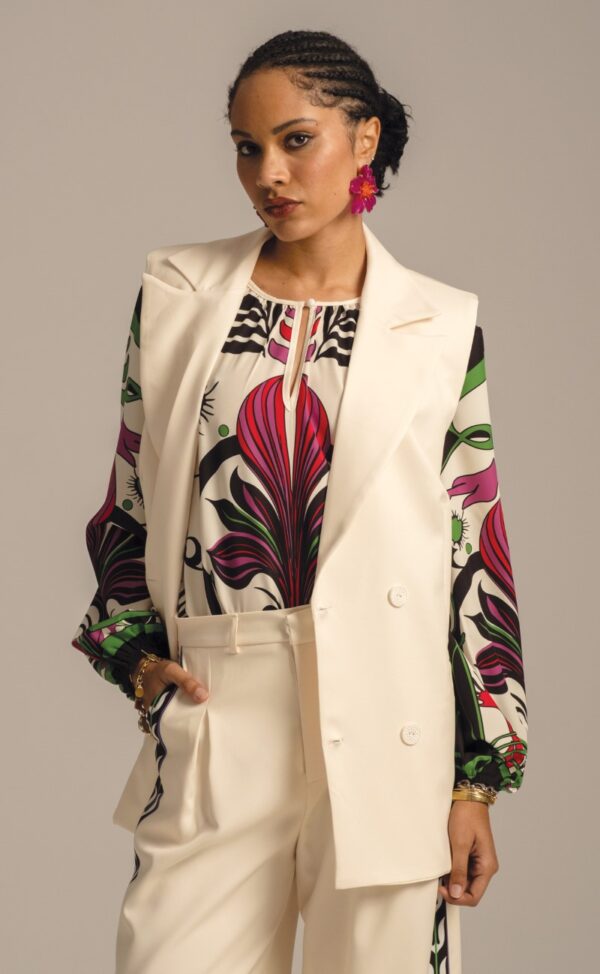 BOTANY SLEEVELESS BLAZER