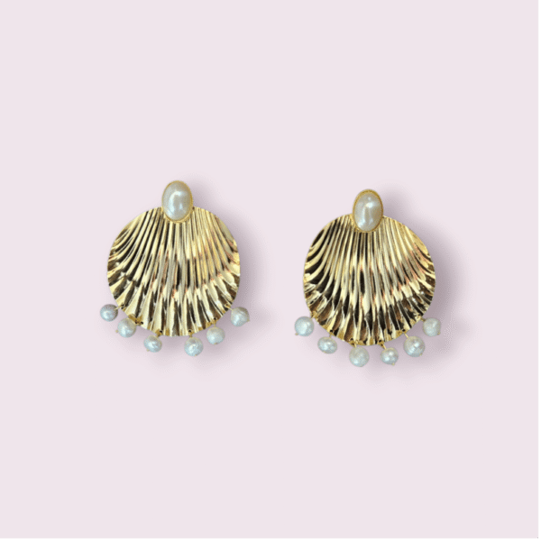 Shell earrings