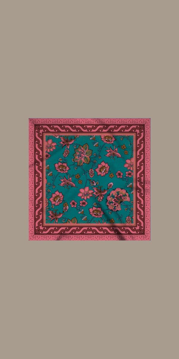 MAGNOLIA SCARF